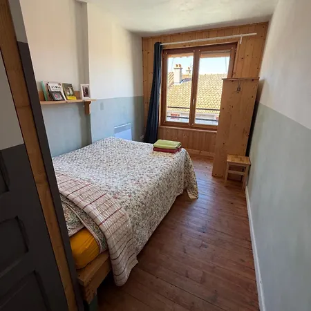 File Dans Ta ! Bed and Breakfast Le Monastier sur Gazeille